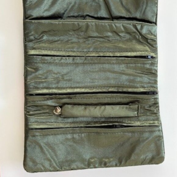 Gifts from China - Cosmetic Bag, Fabric Gift Bag, Hand Held Folding Fan - Picture 4 of 9